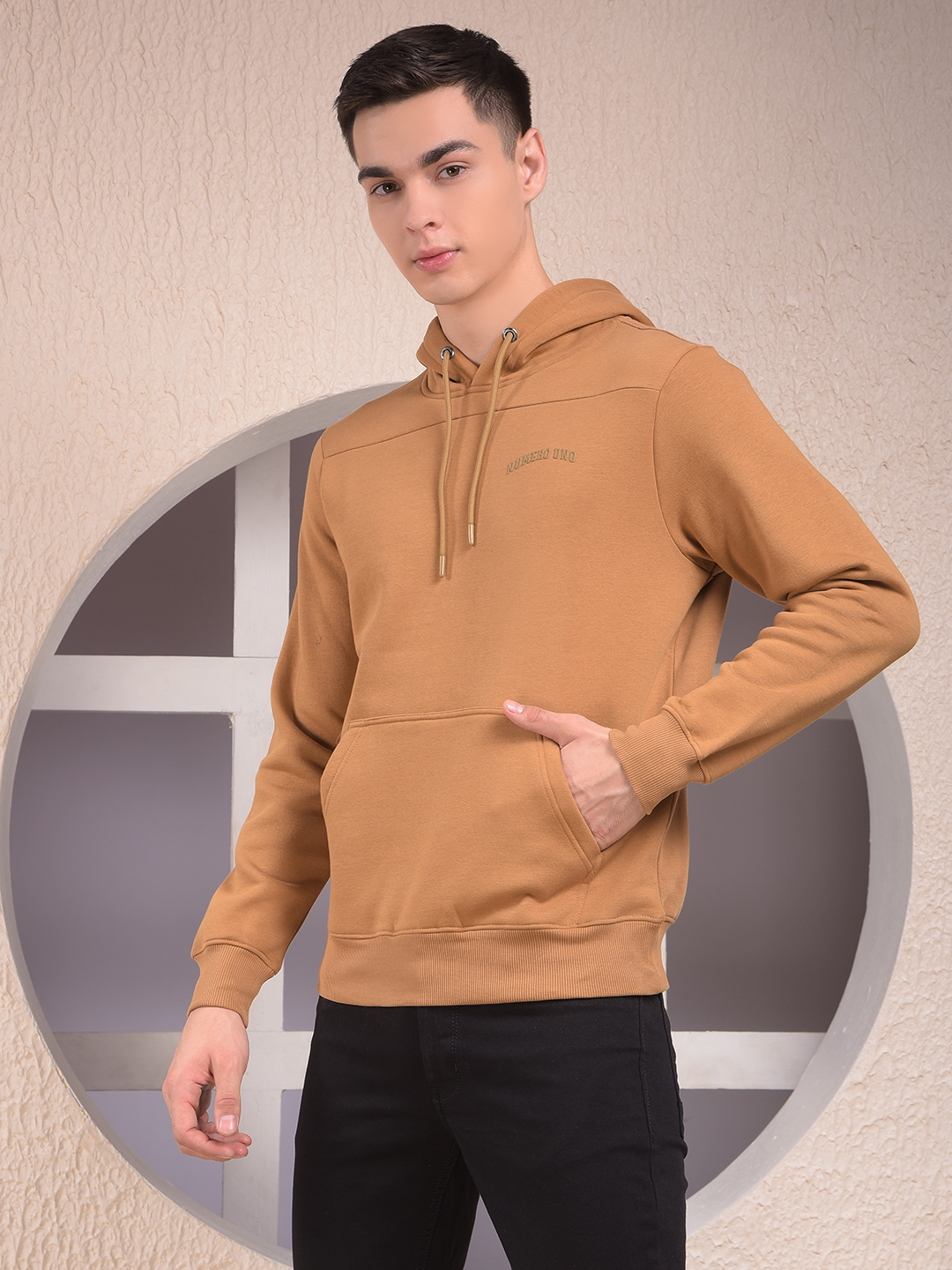 Numero Uno Men Solid Brown Hooded Neck Sweatshirt